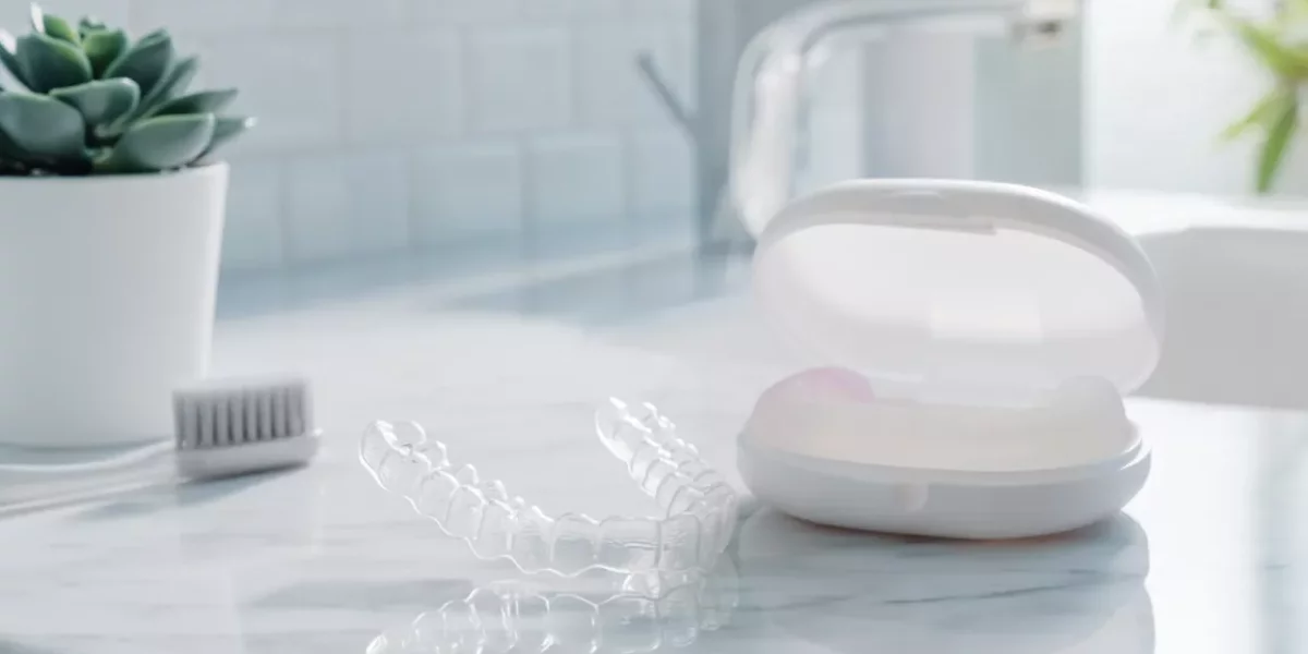 Bruksizm (Sıkma) + Ortodonti: Hala Invisalign Yaptırabilir misiniz?