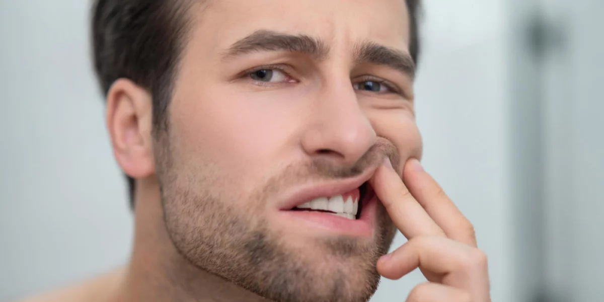 Dişeti Çekilmesi Nedir?