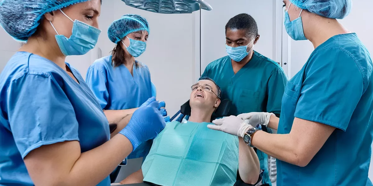 Ağız ve Çene Cerrahisinde Engelli Hastaların Bakımı